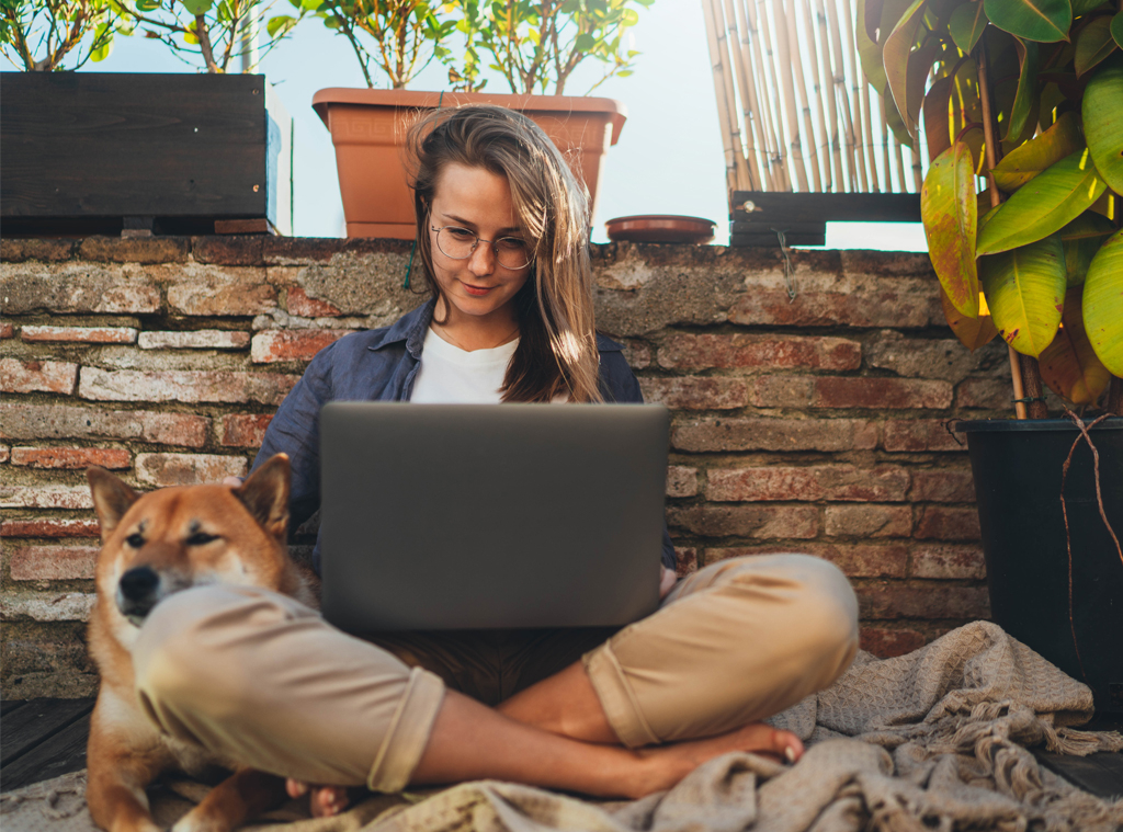 Ecomm: generic e-comm shopping images, stock photo, online shopping
